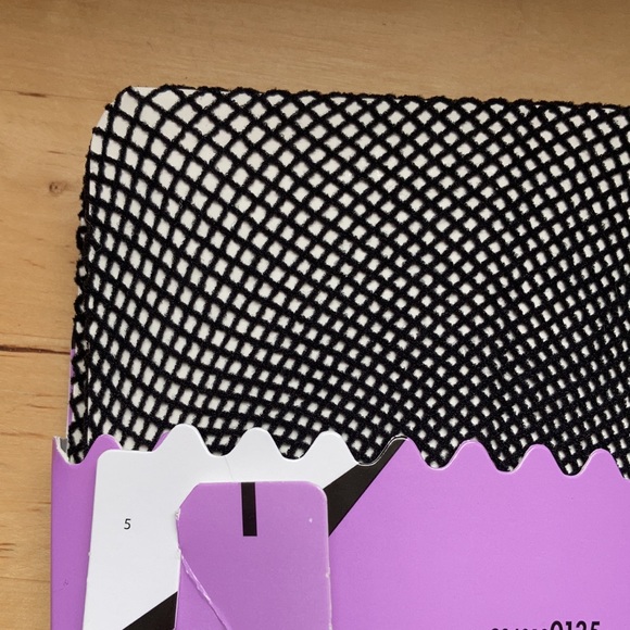 NWT Dim black fishnet tights - Picture 4 of 5